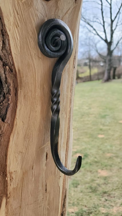 Lollipop Twist Hook