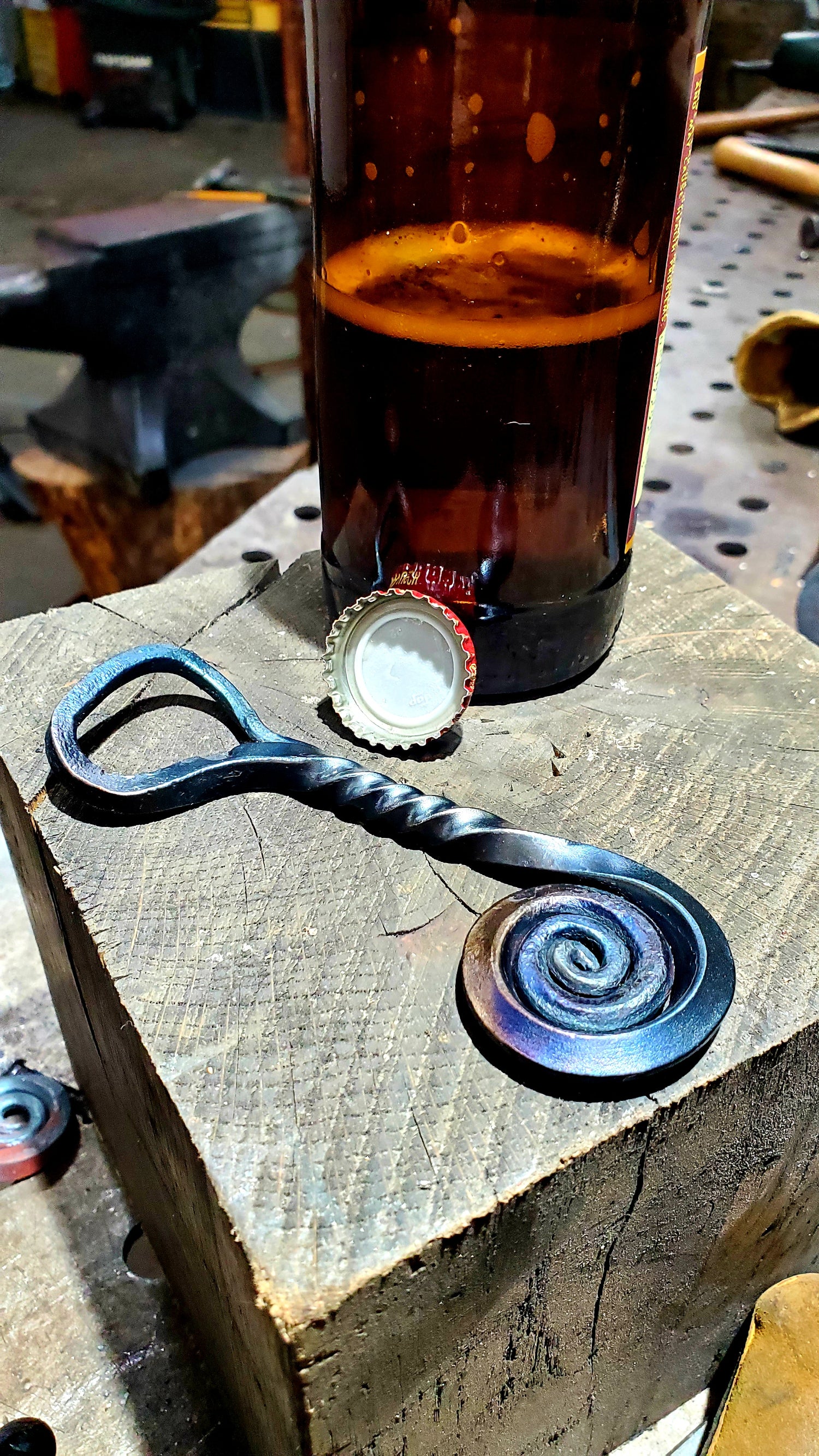 Lollipop Twist Bottle Opener – grandiandsonsmetalworks